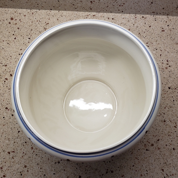 Ceramic Planter - Picture 3 of 5